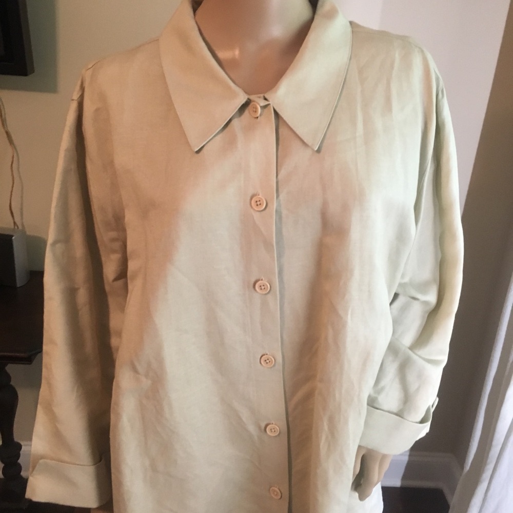 Beautiful Beige Button Down Top - image 2